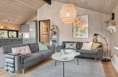 Bratten Strand Casa | Impresionante casa en Jerup con cocina