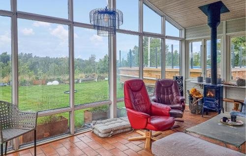 Mellerud O Casa | Nice Home In Köpmannebro With Private Swimming Pool, Can Be Inside Or Outside