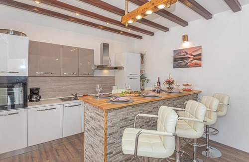 Drnis Casa | Bonita casa en Kaocine - Miljevci