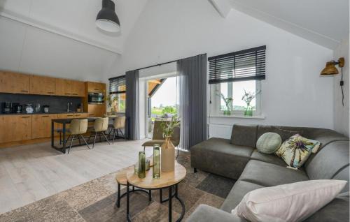 Kerkdriel Casa | Nice Home In Kerkdriel With Wifi