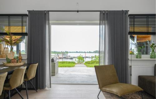 Kerkdriel Casa | Nice Home In Kerkdriel With Wifi