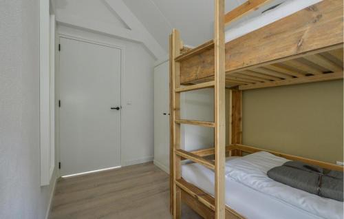 Kerkdriel Casa | Nice Home In Kerkdriel With Wi-Fi
