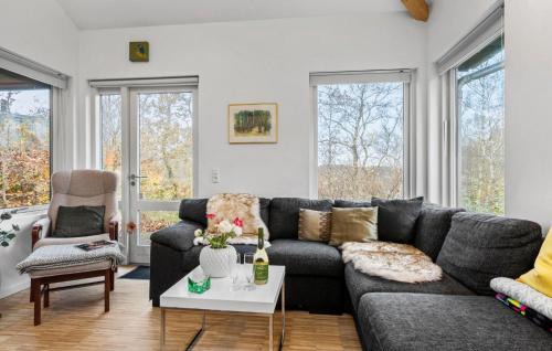 Skarrild Casa | Nice Home In Kibæk With Kitchen