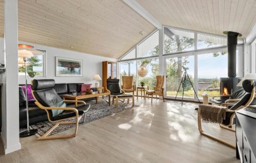 Fejrup Casa | Nice Home In Knebel With House Sea View