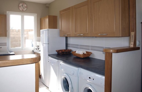 Lezardrieux Casa | Bonita casa en Lanmodez con cocina.