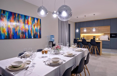 Marina Casa | Hermosa casa en Marina con WiFi