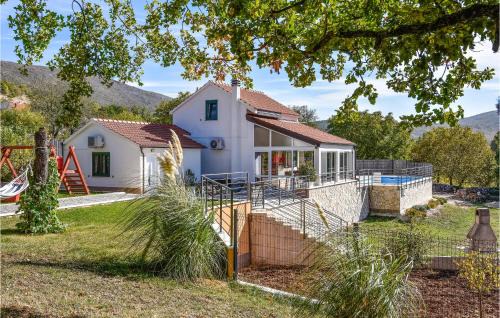 Lovrec Casa | Nice Home In Medov Dolac With Sauna