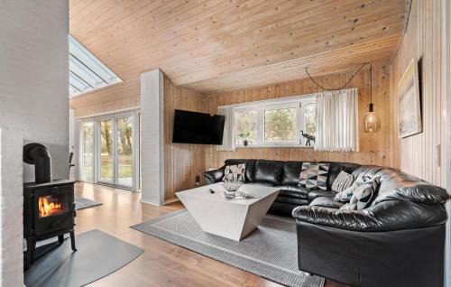 Houstrup Casa | Nice Home In Nørre Nebel With Sauna