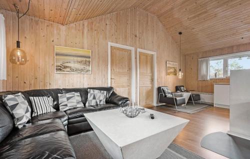 Houstrup Casa | Nice Home In Nørre Nebel With Sauna