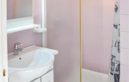 Pleuven Casa | Nice Home In Pleuven With Wifi