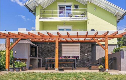 Popovaca Casa | Nice Home In Popovaca With Sauna