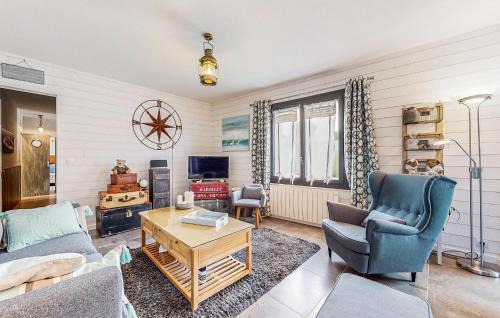Royan Casa | Nice Home In Royan With Wifi