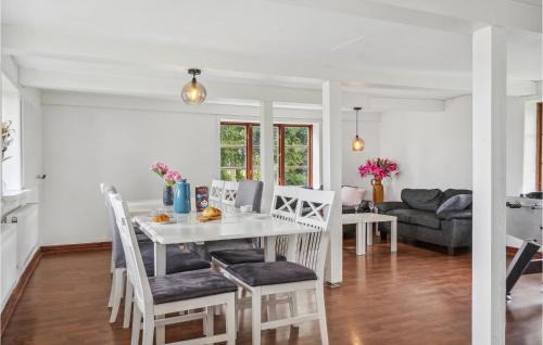 Sollested Casa | Nice Home In Søllested With Sauna