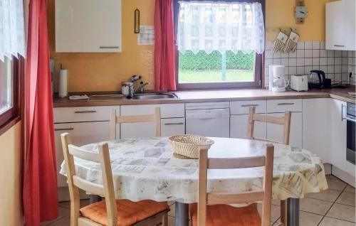Saal Casa | Nice Home In Saal With Wifi