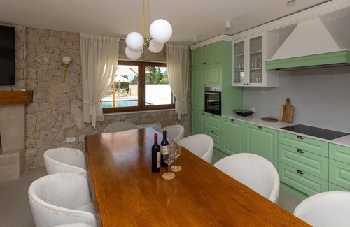 Slivno Casa | Bonita casa en Slivno Ravno con sauna