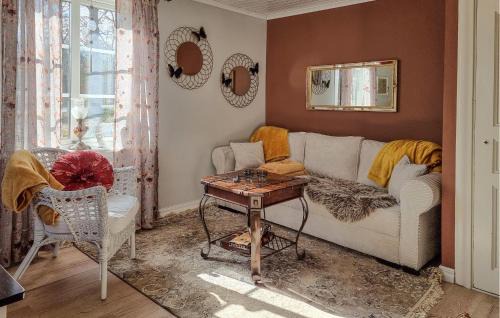 Ulricehamn Casa | Nice Home In Ulricehamn With Wifi