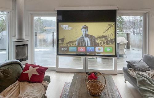 Opp-Norrby Casa | Nice Home In Vendelsö With Sauna