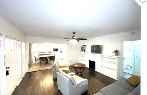 Riverview Casa | NICE HOUSE WITH BACKYARD, FRUIT TREES + LOCATION
