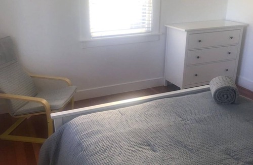 Redwood Heights Casa | Nice house with WiFi in charming Oakland