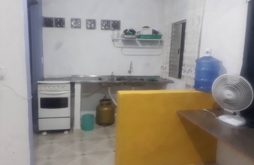 Balneario Guaruja Casa | Bonito kitnet para descansar después de la playa.