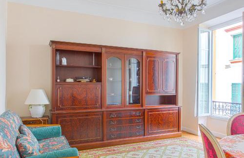 Gambetta Apartamento | Nice Large 2BR Sunny 20 Meter Terrace Parking Beach Shops