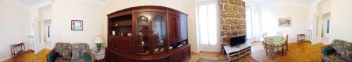 Gambetta Apartamento | Nice Large 2BR Sunny 20 Meter Terrace Parking Beach Shops