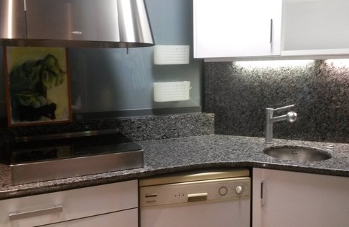 Sant Pol De Mar Apartamento | Bonito Apartamento loft con jardín y piscina privada