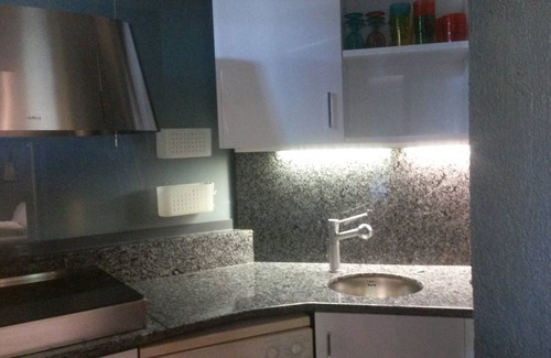 Sant Pol De Mar Apartamento | Bonito Apartamento loft con jardín y piscina privada