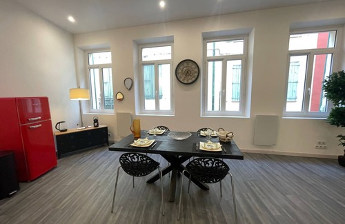 La Real Apartamento | Nice Loft in Hyper Center of Perpignan with Clim and Parking!!