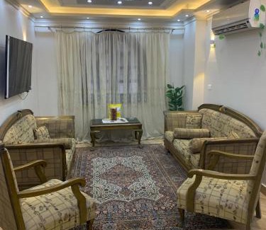 Ar-Raml 1 Casa | Nice luxurious stay modern 2 bedroom flat with 3ACs, 3 Flat screen TVs, Free Wi-Fi large balcony in the heart of Alexandria