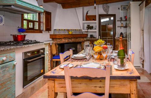 Santa Maria del Cami Casa | Nice Majorcan country house Sta Maria del Camí by Renthousing