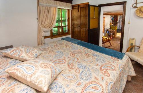 Santa Maria del Cami Casa | Nice Majorcan country house Sta Maria del Camí by Renthousing