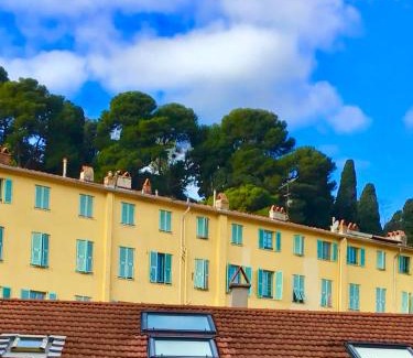 Quartier du Port Casa | Nice port quartier antiquaire