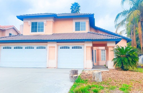 Estates at Canyon Crest Casa | Nice Private Room1 Riverside