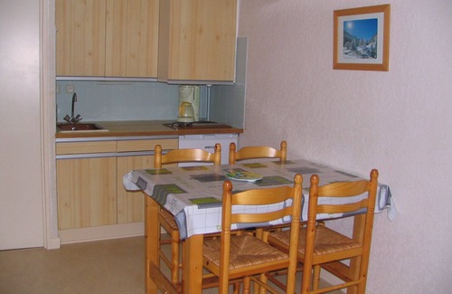 Saint-Lary-Soulan Apartamento | Bonito estudio reformado en una residencia tranquila en el centro del pueblo.