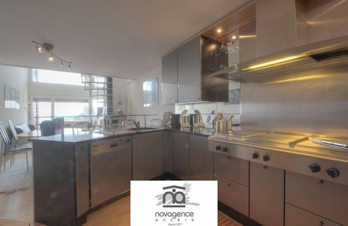 Anzere Apartamento | Luminoso dúplex reformado situado en el centro del complejo. Este alojamiento está cerca de tiendas, res.