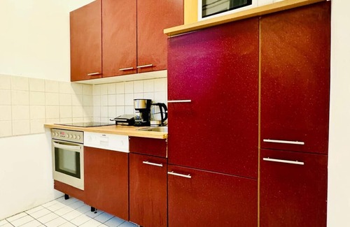 Grinzing Apartamento | Nice Room in a Shared Apt, 10Min to FAC Platz