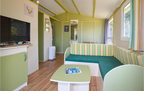 Casalabriva Otro | Nice Stacaravan In Casalabriva