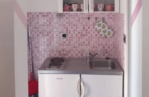 Borak Apartamento | Bonito estudio en Omis con vistas al.