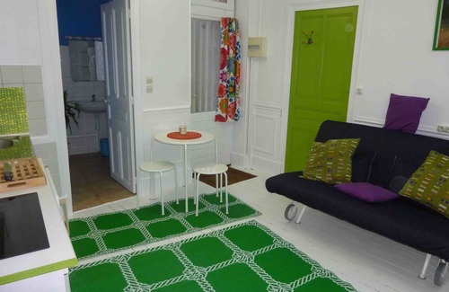 Faubourg Sud Apartamento | BURBUJA VERDE PEQUEÑA EN EL CENTRO DE DIJON