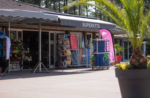 Saint-Girons Plage Casa | Nice tent lodge on campsite near beach