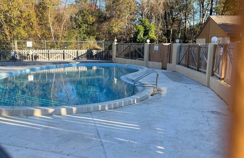 Orange Park Casa | Nice Townhouse 1-6 month rental