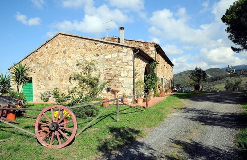 Castellina Marittima Apartamento | Agradable, alojamiento típico de la Toscana en una bonita casa de campo, l'Aia