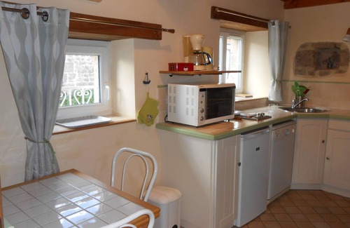 Montfarville Casa | Bonita casa típica cerca del puerto de BARFLEUR ..