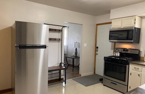 Rockford Casa | Nicely Appointed Budget Stay in Rockford