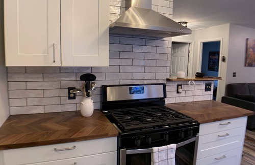 Steamboat Springs Apartamento | ¡Apartamento recientemente renovado cerca de todo lo que Steamboat tiene para ofrecer!
