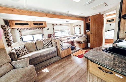 Niceville Casa | Niceville's Hidden Camper. Your cozy beachy escape