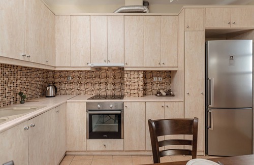 Melanes Casa | Nick&Debbie's two-storey apartment
