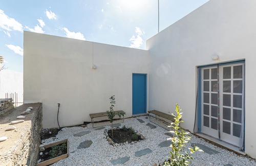 Melanes Casa | Nick&Debbie's two-storey apartment