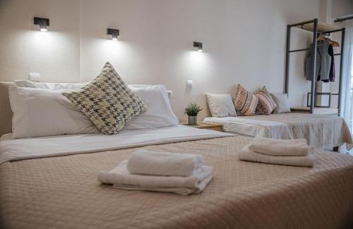 Stavros Casa | Nick Rooms